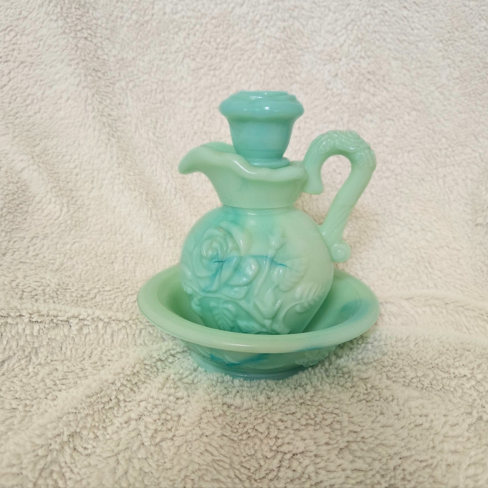 Vintage Avon Victorian Rose Glass Pitcher Bowl Set Decor